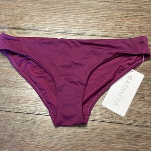 NWT athleta clean medium bottom size small
